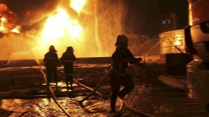 İran'da tıbbi malzeme ve kozmetik fabrikasında patlama oldu. 23 kişi yaralandı