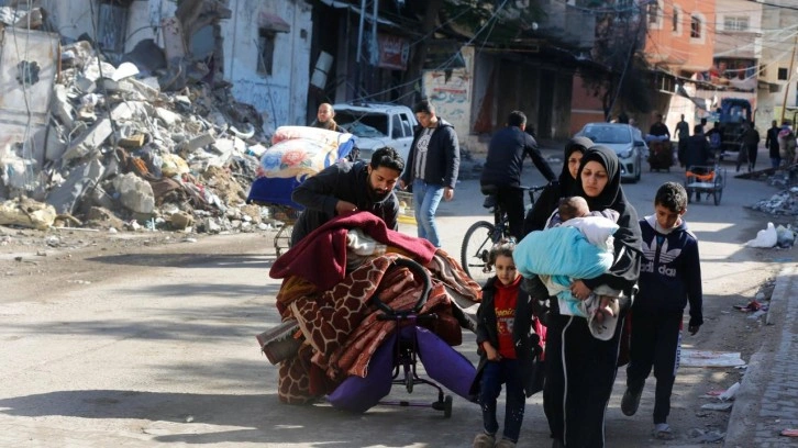 İsrail’in Gazze'lileri yerinden ediyor. Rakam 100 binleri aştı