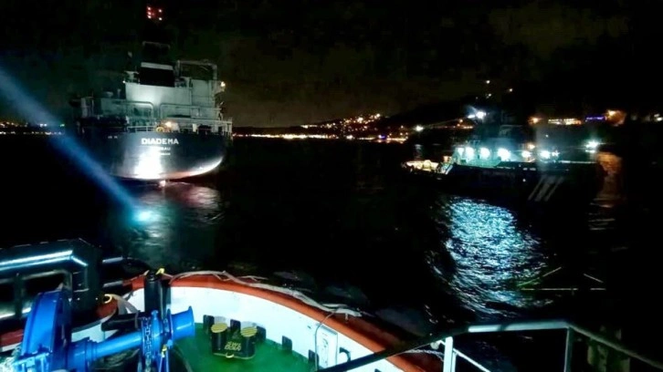 İstanbul Boğazı'nda arızalanan tanker kurtarıldı