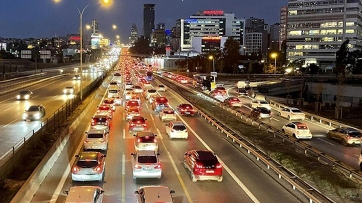 İstanbul trafiği durma noktasında!