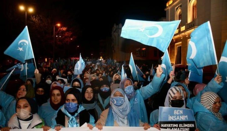İstanbul'da Doğu Türkistanlı kadınlar için 