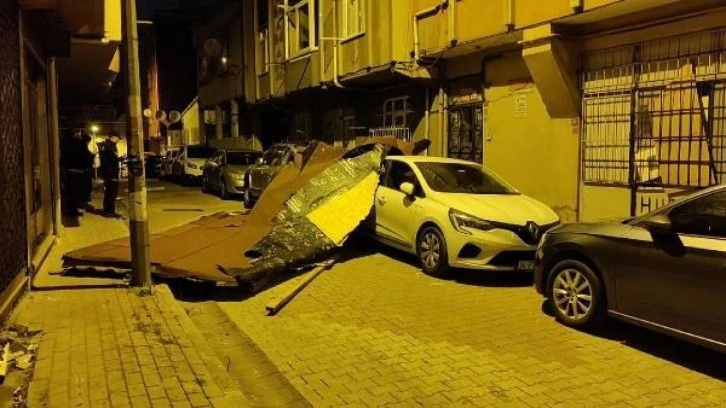 İstanbul'da fırtına ve sağanak etkili oluyor