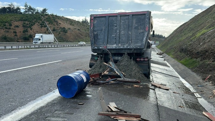 İstanbul'da kimyasal madde paniği! Olay yerine itfaiye ve polis ekipleri sevk edildi