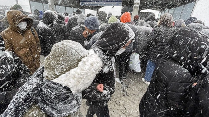 İSTANBUL'DA KREŞ VE GÜNDÜZ BAKIMEVLERİ HAVA MUHALEFETİ NEDENİYLE TATİL EDİLDİ...