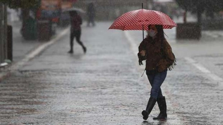 İstanbul'u da etkisi altına alacak: Meteoroloji'den kuvvetli yağış uyarısı!