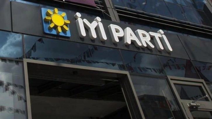 İYİ Parti Aksu Belediye Meclis Üyesi partisinden istifa etti