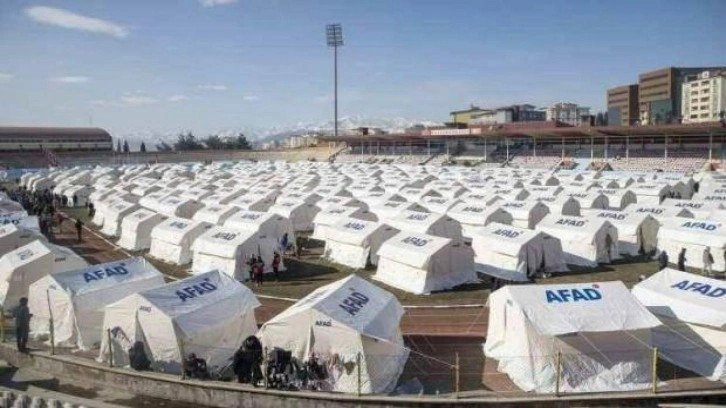 İZBAŞ 24 saat içinde depremzedelerin yardımına koştu