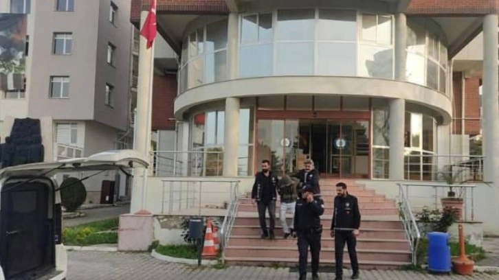 İzmir'de babası ve babaannesini darbeden kişi tutuklandı