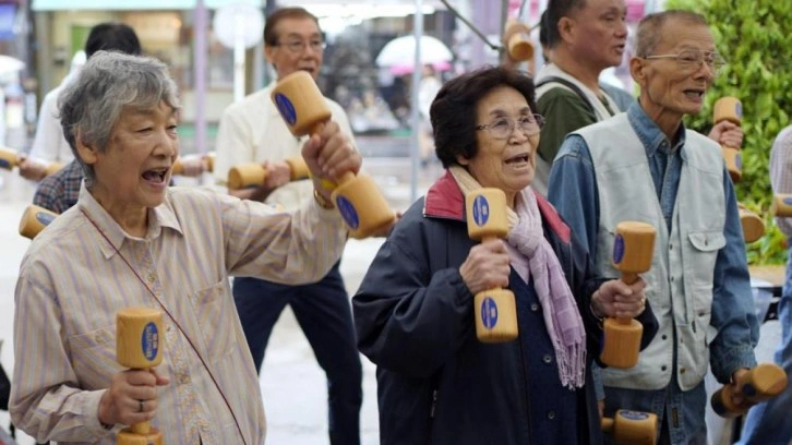 Japonya’da dikkat çeken 'yaşlı nüfus' rekoru!