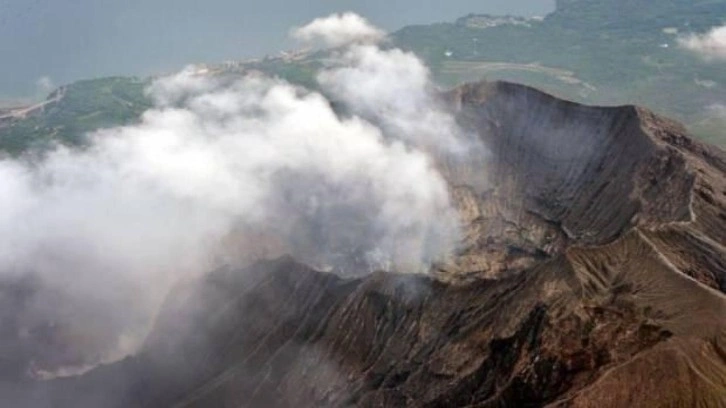 Japonya'daki Sakurajima Yanardağı'nda patlama