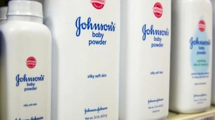 Johnson & Johnson, bebek pudrasının satışını durduracak