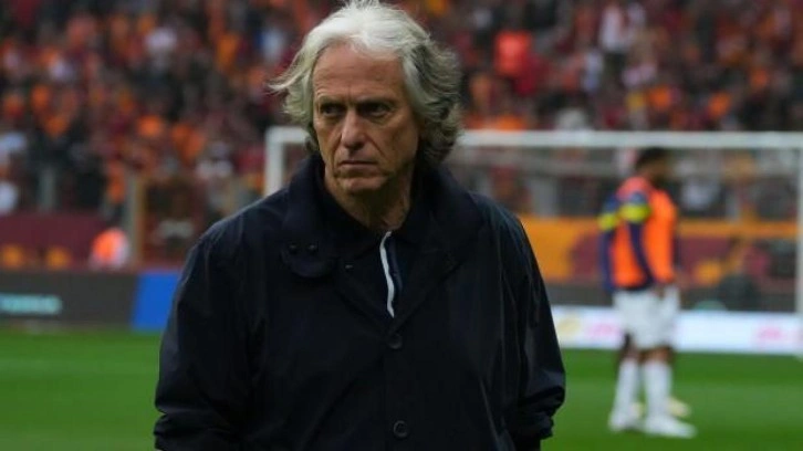 Jorge Jesus'tan şoke eden hareket! Derbi mağlubiyeti sonrası...