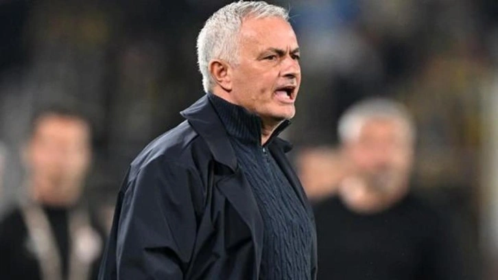 Jose Mourinho'dan rakiplere şok suçlama! 'Galatasaray'a karşı daha az motiverler'