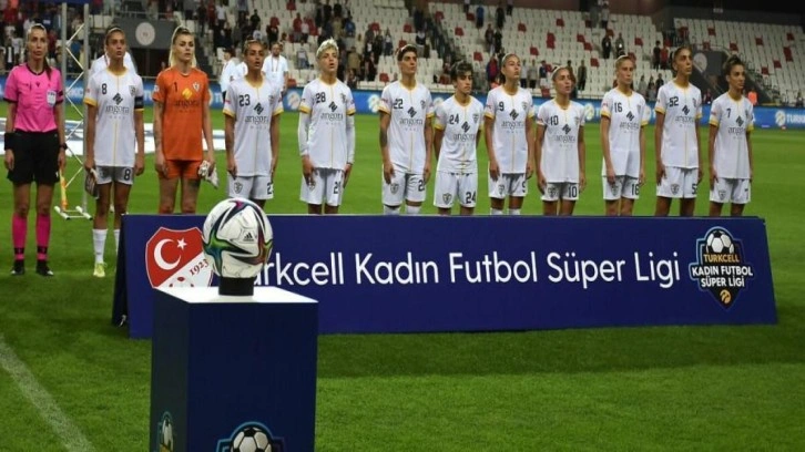 Kadın Futbol Süper Ligi'nde şampiyon ALG Spor!
