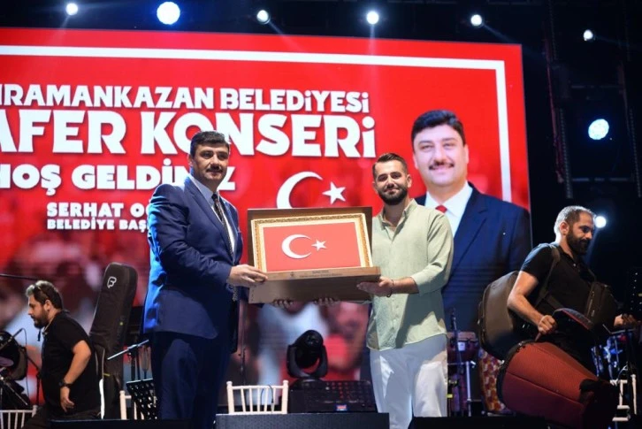 KAHRAMANKAZAN’DA ZAFER BAYRAMI ÇOŞKUSU