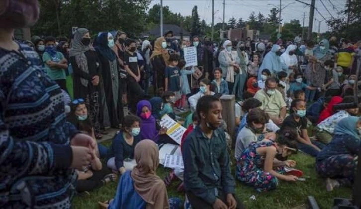 Kanadalı Müslümanlardan, Acil Durumlar Yasası için 