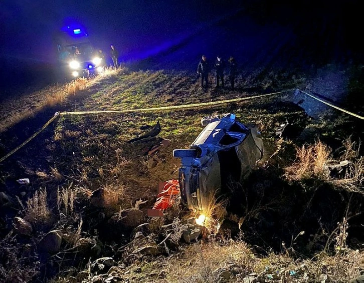 Kars'ta feci kaza: 3 ölü, 1 yaralı