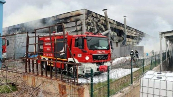 Kayseri'de mobilya fabrikasında yangın