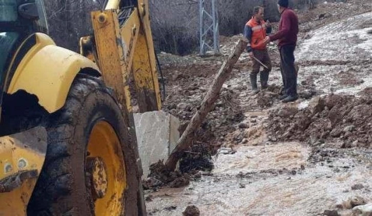 Kayseri'nin Yahyalı ilçesinde sel!