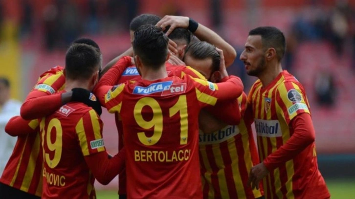 Kayserispor seriye bağladı! Galibiyete hasret kalan Giresunspor için tehlike çanları çalıyor