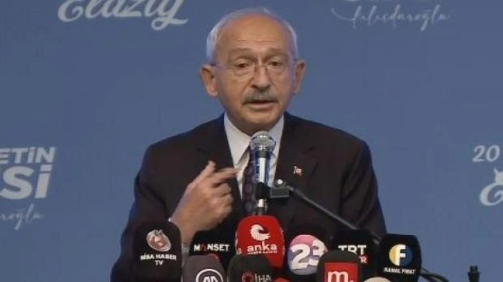 Kemal Kılıçdaroğlu partisinin grup toplantısında konuşuyor