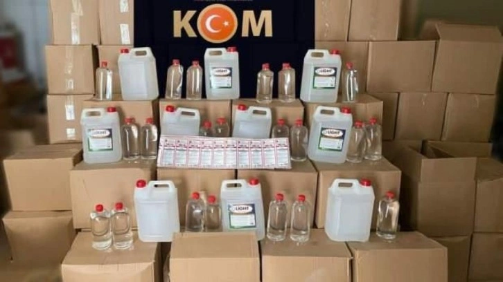 Kocaeli'de 4 ton 225 litre etil alkol ele geçirildi