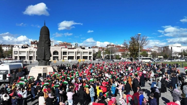 Konyalı çocuklar Filistinli akranları için bir araya geldi