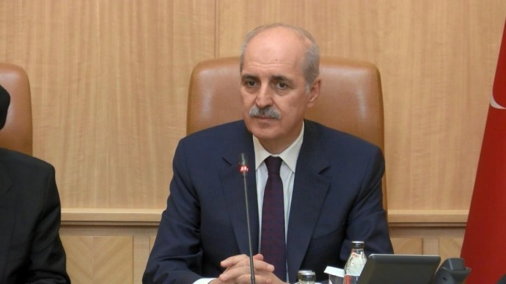 Kurtulmuş'tan Eczacıbaşı ve Vakıfbank'a tebrik