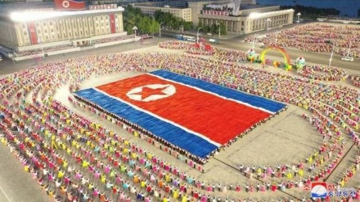 Kuzey Kore, kuruluşunun 74. yılını kutluyor