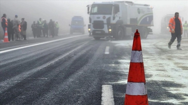 Kuzey Marmara Otoyolu'nda 10 kişinin öldüğü kazanın olay yeri incelemesi tamamlandı