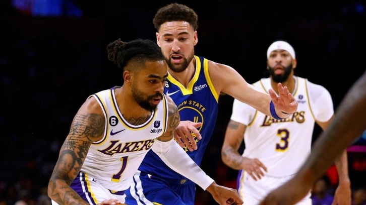 Lakers, Warriors'ı farklı yenerek seride 2-1 öne geçti