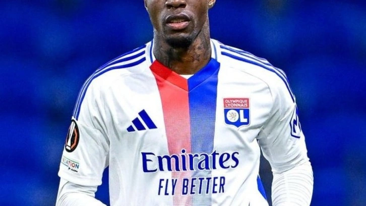 Lyon'da Zaha yine kadro dışı bırakıldı!