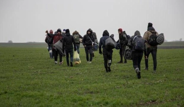 Macaristan'da 3 günde 589 düzensiz göçmenin ülkeye girişi engellendi