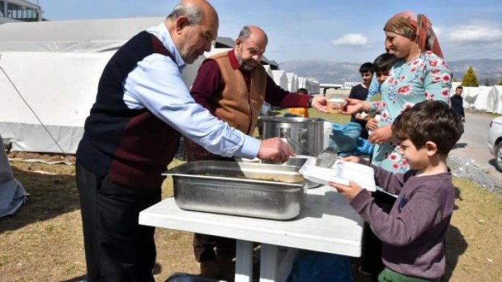 Mado’nun kurucusu da konteynerde kalıyor: Düştüğümüz yerden kalkacağız