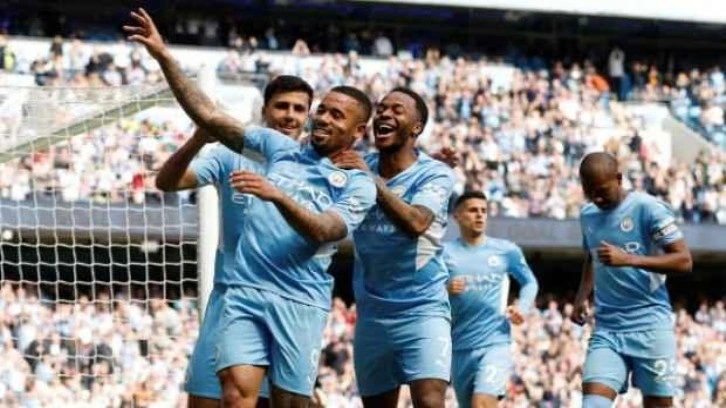 Manchester City, Watford engelini 5 golle geçti!