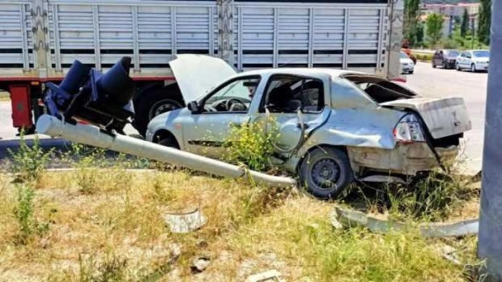 Manisa’da feci kaza: 2 ölü, 2 yaralı