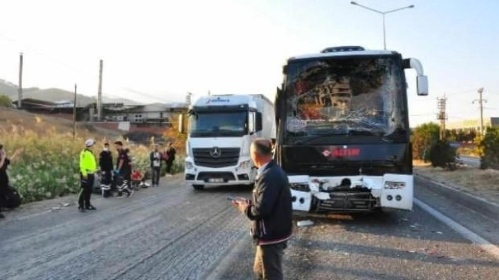 Manisa'da zincirleme kaza: 24 yaralı