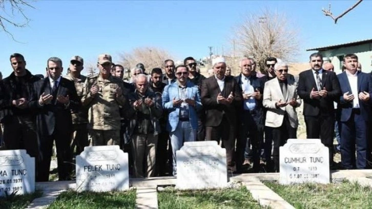 Mardin'de PKK'lı teröristlerce 36 yıl önce şehit edilen 8 kişi törenle anıldı