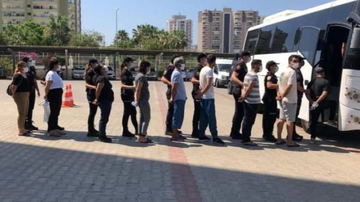 Mersin'deki 'Temizleme' operasyonunda 4 tutuklama