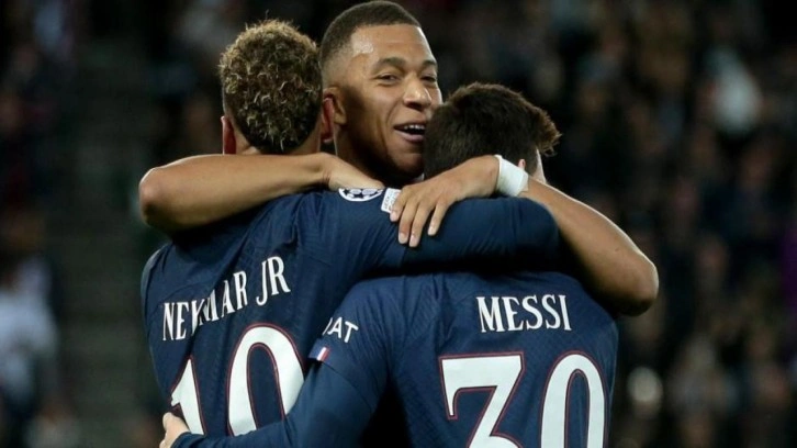 Messi ve Mbappe şov yaptı! PSG Maccabi'ye gol oldu yağdı