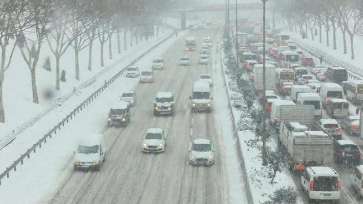 Meteoroloji'den uyarı üstüne uyarı: Yoğun kar ve yağmur alarmı