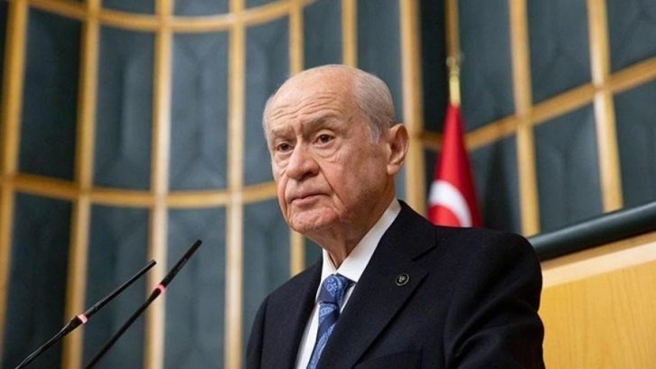 MHP Lideri Devlet Bahçeli'den tokalaşma açıklaması