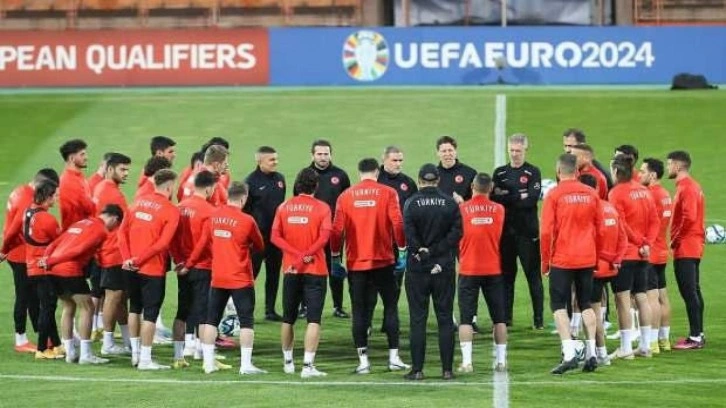 Milli Takım için skandal iddia! Oruç tutan milli futbolcuya yemek verilmemiş