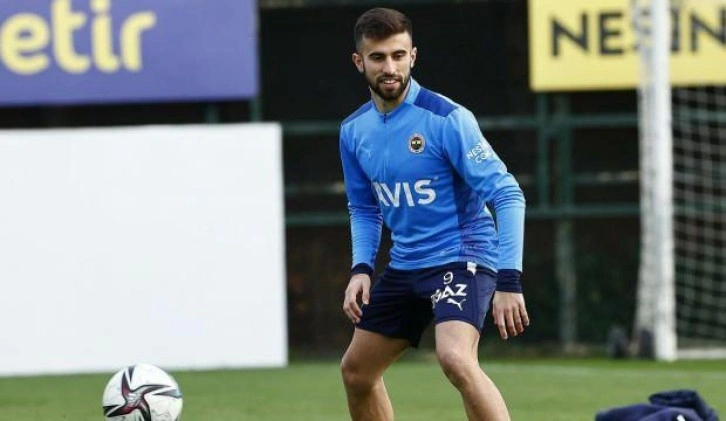 Milli Takım'a giden Rossi'den Fenerbahçe'ye kötü haber!