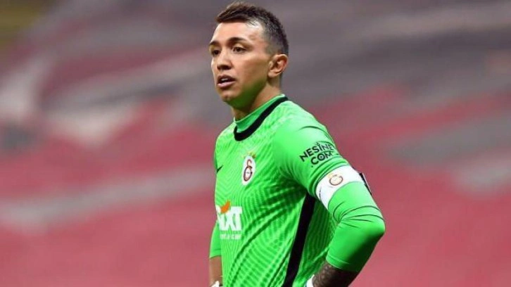 Muslera doğum gününde baba oldu!