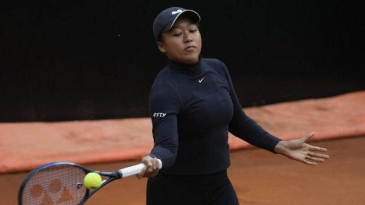 Naomi Osaka, Wimbledon'dan çekildi