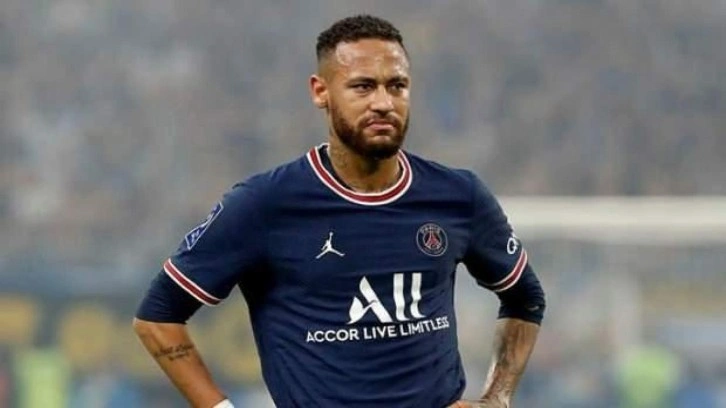 Neymar ayrılık iddialarına cevap verdi!