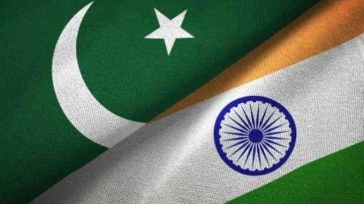 Pakistan ve Hindistan, mahkum listelerini birbirleriyle paylaştı