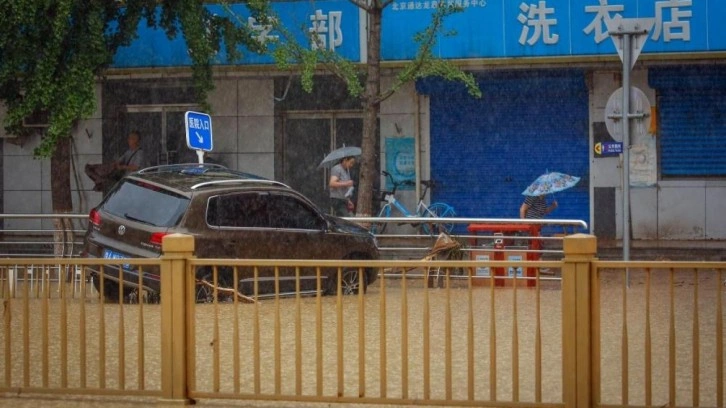 Pekin'de sel: 11 kişi öldü, 27 kişi kayıp