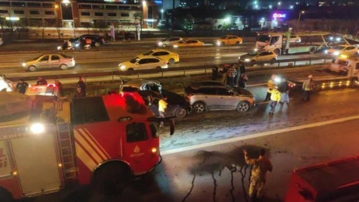 Pendik'te zincirleme kaza: Yaralılar var!